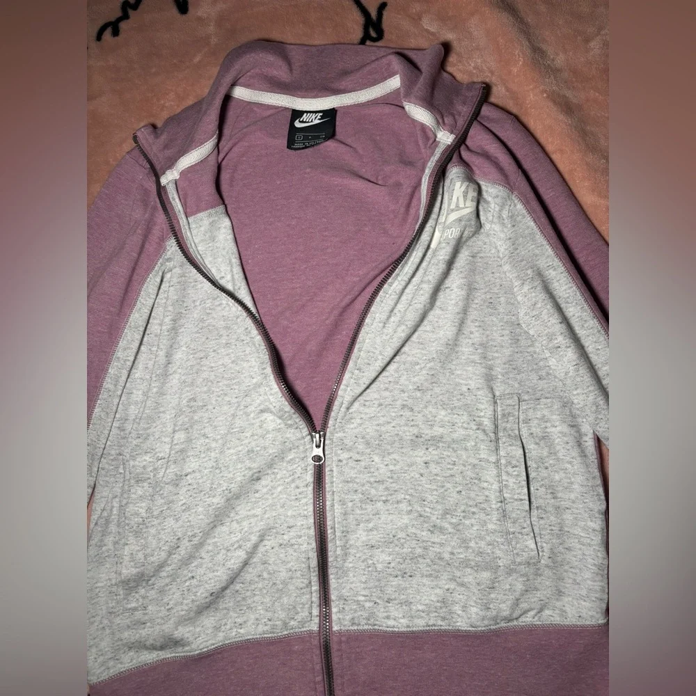 Women's Nike Sportswear Jacket - Picture 8 of 10